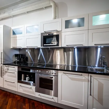 Apartment Enter Ultimate Luxury - Jacuzzi & Sauna *