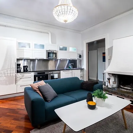 Enter Ultimate Luxury - Jacuzzi & Sauna Apartment Tromsø