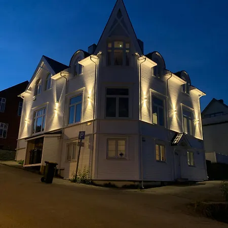 Apartment Enter Ultimate Luxury - Jacuzzi & Sauna